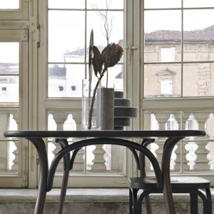 Mesa comedor Arch de GTV Thonet Vienna