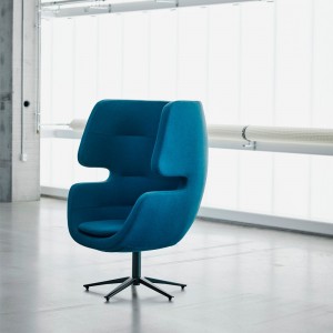Butaca Moai de Softline. Butacas y sillones contemporáneos de diseño nórdico.