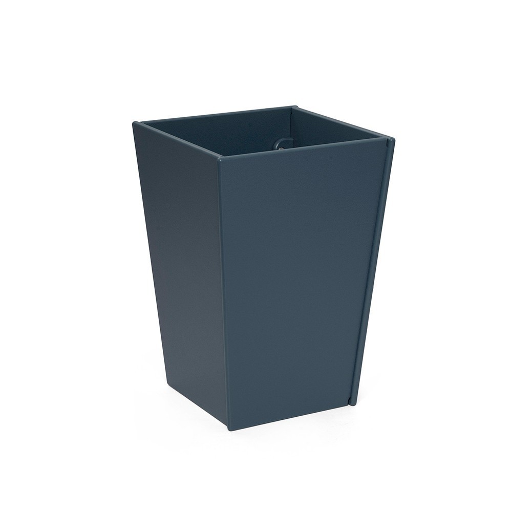Macetero Tetra de Loll Designs. Productos hechos con material reciclado.