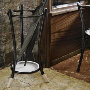 Paragüero de madera Cloud de GTV Thonet Vienna. Complementos de diseño.