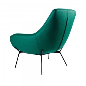 Sillón de estilo escandinavo Noomi para salón de Softline. Sillones y butacas.