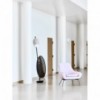 Sillón de estilo escandinavo Noomi para salón de Softline. Sillones y butacas.