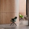 Butaca cómoda y espaciosa Nuuk para salón de Softline. Butacas de diseño nórdico.