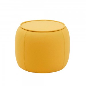Pouf moderno Conga para salón de Softline. Butacas y poufs de diseño nórdico.