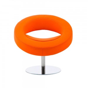 Butaca Hello de Softline. Sofás, sillones y butacas de diseño nórdico.