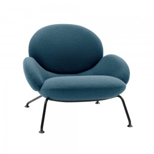Sillón Baixa con reposabrazosde Softline.  Muebles de diseño nórdico.