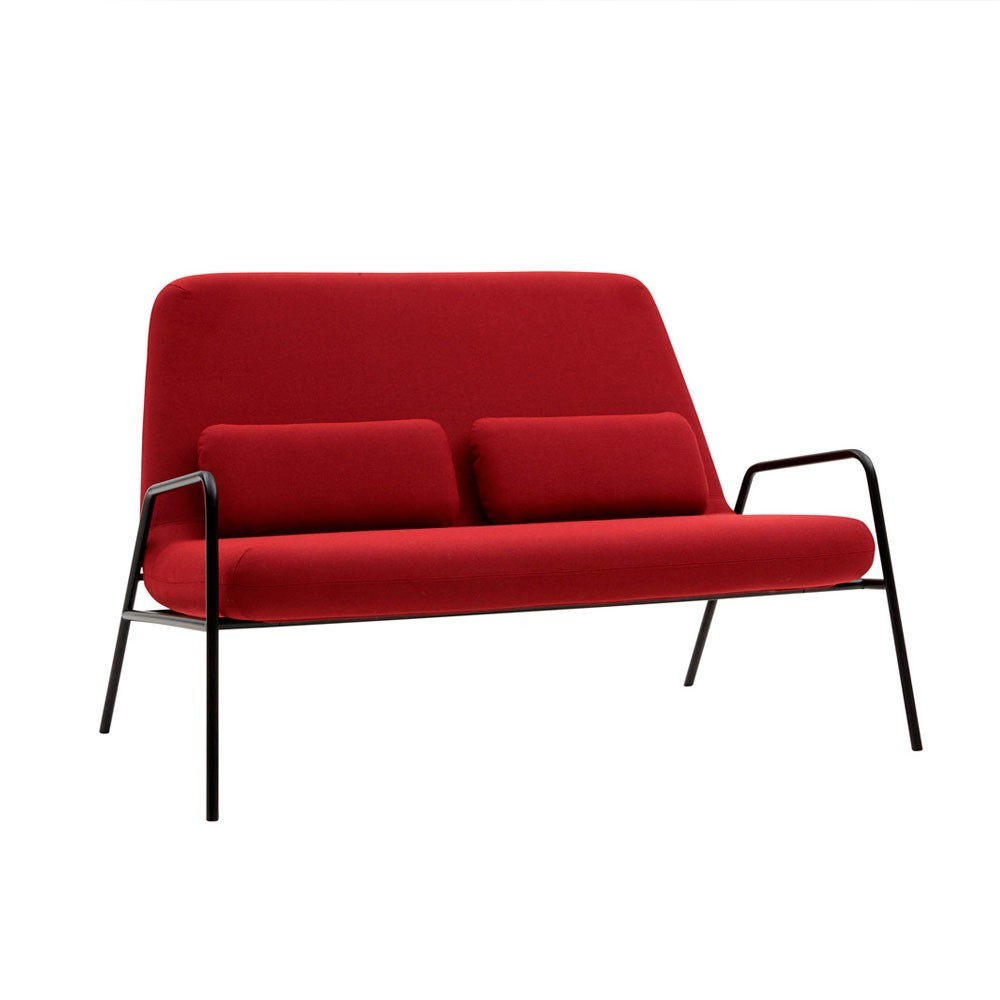 Sofá Nola de Softline. Sofás modernos para comedor. Muebles de diseño.