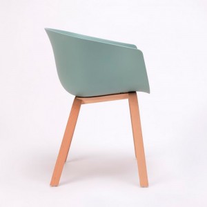 Silla Bai madera polipropileno de Ondarreta. Sillas de diseño. Silla de madera.