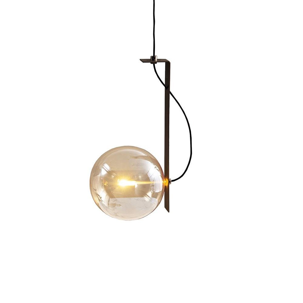 Lámpara Bon ton de Bonaldo. Diseños italianos de iluminación interior.