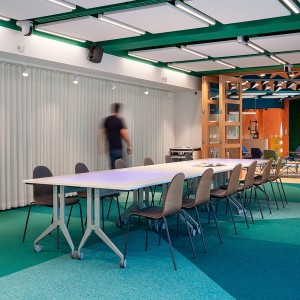 Silla Bob acero de Ondarreta. Sillas modernas.Silla de oficinas y despachos.