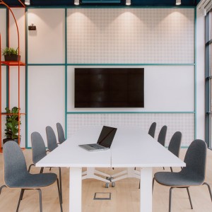 Silla Bob acero de Ondarreta. Sillas modernas.Silla de oficinas y despachos.