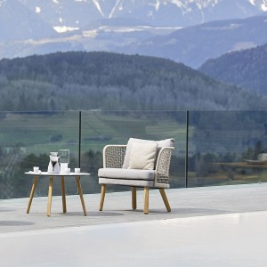 SIllón Emma Varaschin. Muebles de diseño modernos para espacios exteriores.