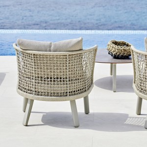 SIllón Emma Varaschin. Muebles de diseño modernos para espacios exteriores.
