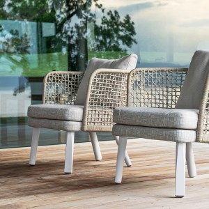 SIllón Emma Varaschin. Muebles de diseño modernos para espacios exteriores.