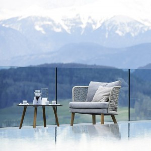 SIllón Emma Varaschin. Muebles de diseño modernos para espacios exteriores.
