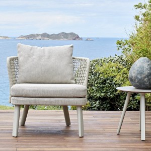SIllón Emma Varaschin. Muebles de diseño modernos para espacios exteriores.
