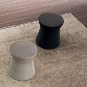 Pouf Clessidra Bonaldo. Mobiliario de diseño de complementos.