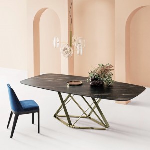 Mesa Delta de cantos redondeados de Bontempi. Mesas fijas de diseño italiano.