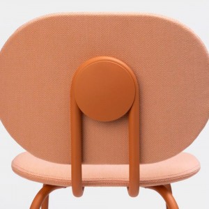 Taburete Hari de Ondarreta. Sillas de diseño. Taburetes de interior.
