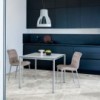 Mesa Moon de Bontempi. Catálogo de mesas fijas o extensibles de diseño italiano.