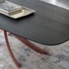 Mesa Artistico Redondeada de Bontempi. Mesas fijas modernos italianos.