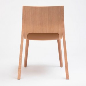 Silla de madera Silu de Ondarreta. Sillas modernas.