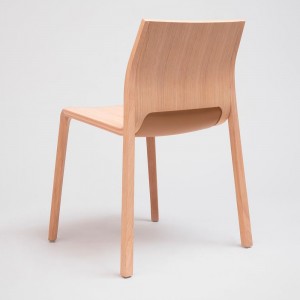 Silla de madera Silu de Ondarreta. Sillas modernas.