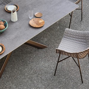 Sillón loungue Summer set Varaschin. Excelente diseño para espacios exteriores.