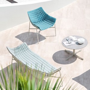 Sillón loungue Summer set Varaschin. Excelente diseño para espacios exteriores.