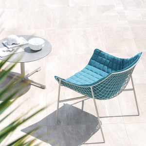 Sillón loungue Summer set Varaschin. Excelente diseño para espacios exteriores.