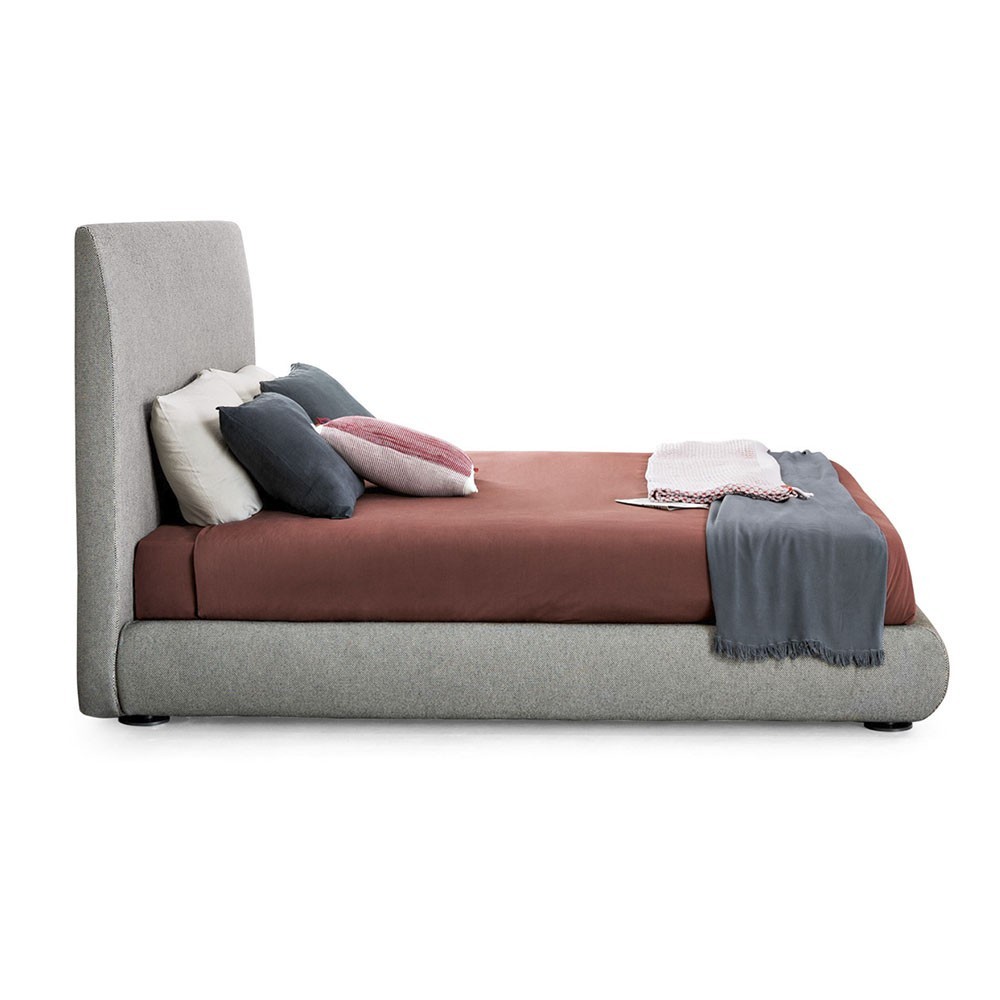 Cama Bloom Alto de Bonaldo. Mobiliario de diseños ideales para dormitorios