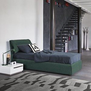 Cama Campo individual de Bonaldo. Mobiliario de diseño para el hogar.