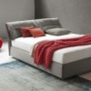 Cama Doble Campo de Bonaldo. Mobiliario de diseño para el dormitorio.