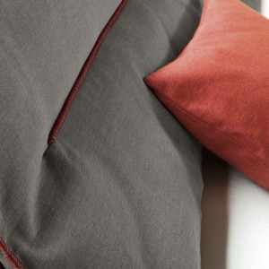 Cama Doble Campo de Bonaldo. Mobiliario de diseño para el dormitorio.
