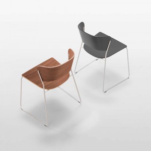 Silla Arc Inclass. Sillas de diseño elegante en madera ideal para salón.
