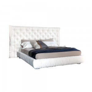 Cama Full Moon Alto de Bonaldo. Mobiliario de diseño para dormitorios.