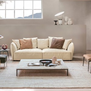Mesita Poggio cuadrada de Alivar. Muebles modernos italianos. Mesas de diseño exclusivo.