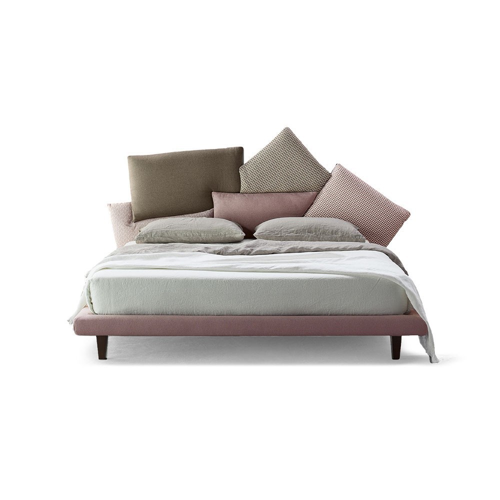 Cama doble Picabia de Bonaldo. Mobiliario de diseño de camas matrimoniales.