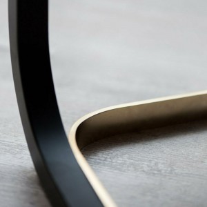 Mesa auxiliar Duet de GTV Thonet Vienna. Mesas auxiliares para salón.