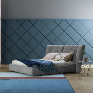 Cama Youniverse de Bonaldo. Cama con amplio cabecero diseño matrimonial.