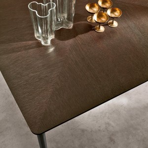Mesa Liuto rectangular de Alivar. Muebles modernos italianos. Mobiliario de diseño.