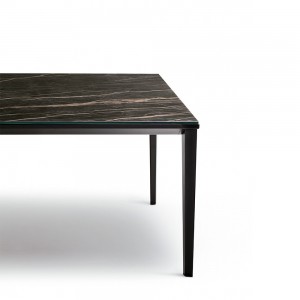 Mesa Echo Extensible Cerámica de Bontempi. Muebles modernos italianos.