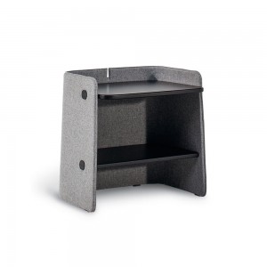 Mesita Parentesi de Bonaldo. Mobiliario de diseño de complementos.