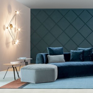 Pouf Panorama de Bonaldo. Moderno diseño de amplio mueble acolchado.