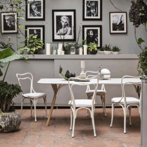 Silla Loos Café Museum de GTV Thonet Vienna. Sillas modernas para salón.