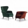 Sillón Lovy con diseño envolvente Bonaldo. Piezas modernas de sillones.
