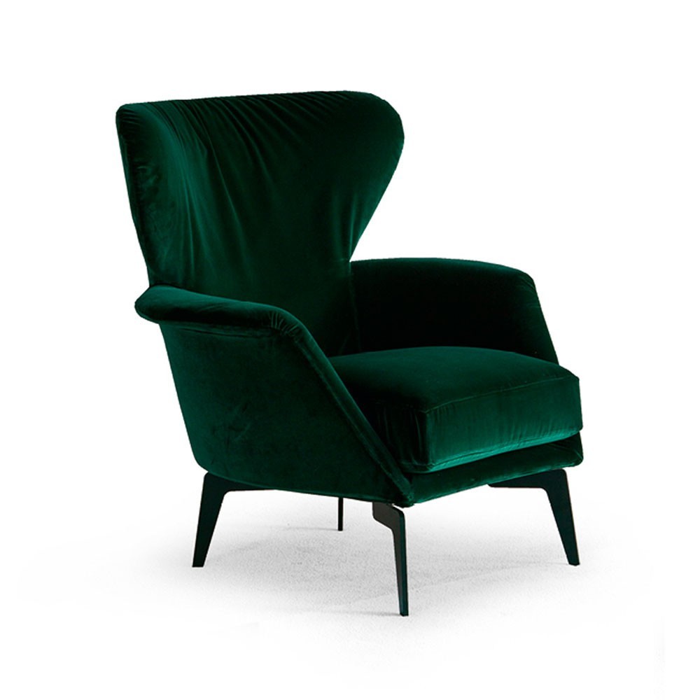 Sillón Lovy con diseño envolvente Bonaldo. Piezas modernas de sillones.