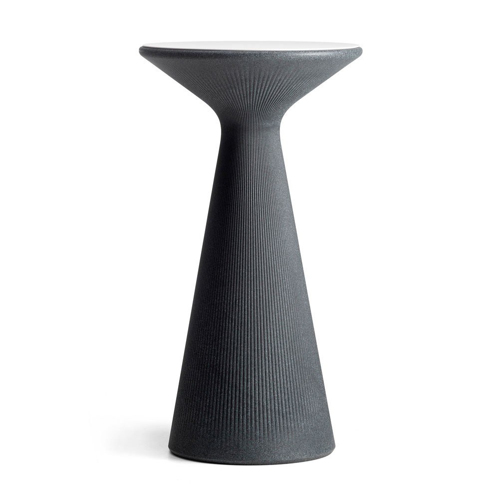 Mesa alta exteriores Fade de Plust Collection. Mobiliario original.