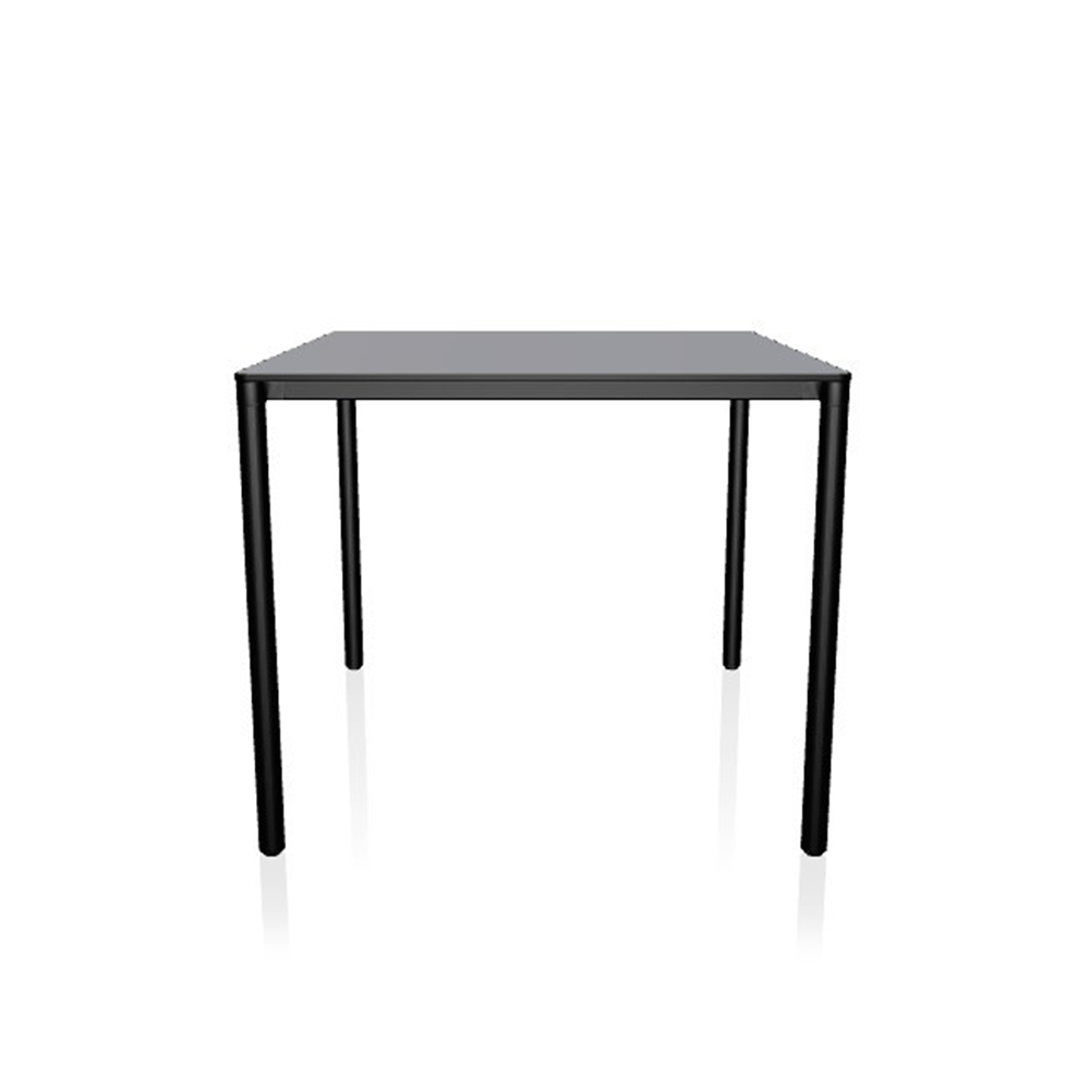 Mesa Moon Outdoor de Bontempi. Catálogo de mesas de diseño italiano para exterior.