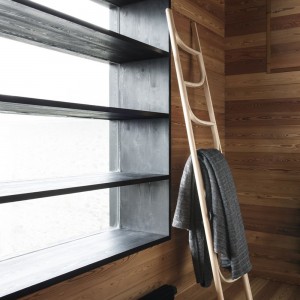 Escultura decorativa Ladder de GTV Thonet Vienna. Escalera perchero de diseño.